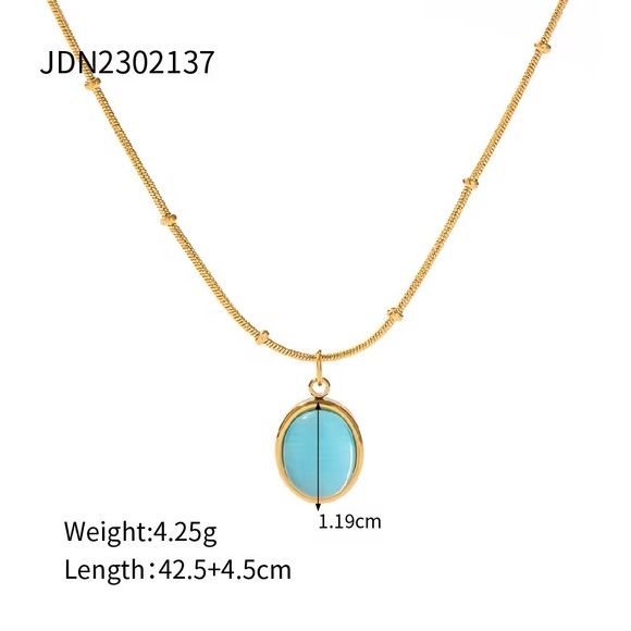 Elegant Gold and Blue Pendant Necklace - Picture 6 of 8